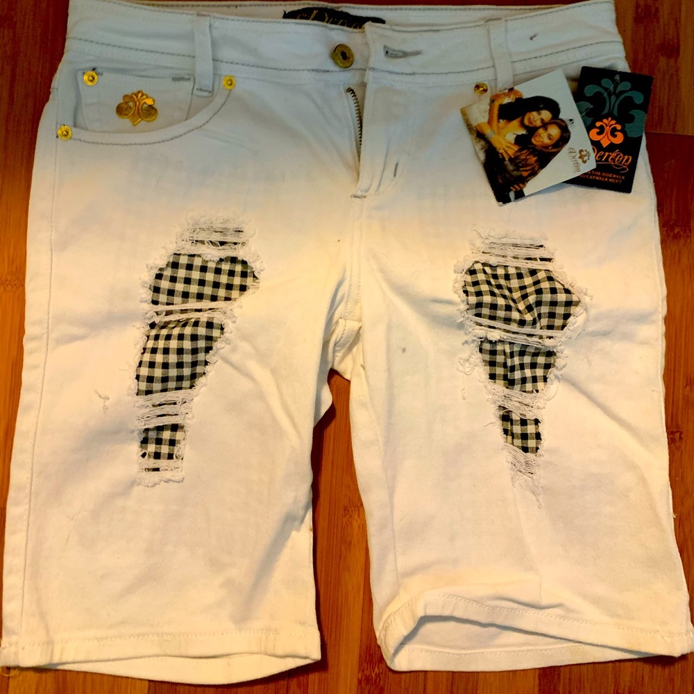 Authentic Dereon Shorts (with tags)
